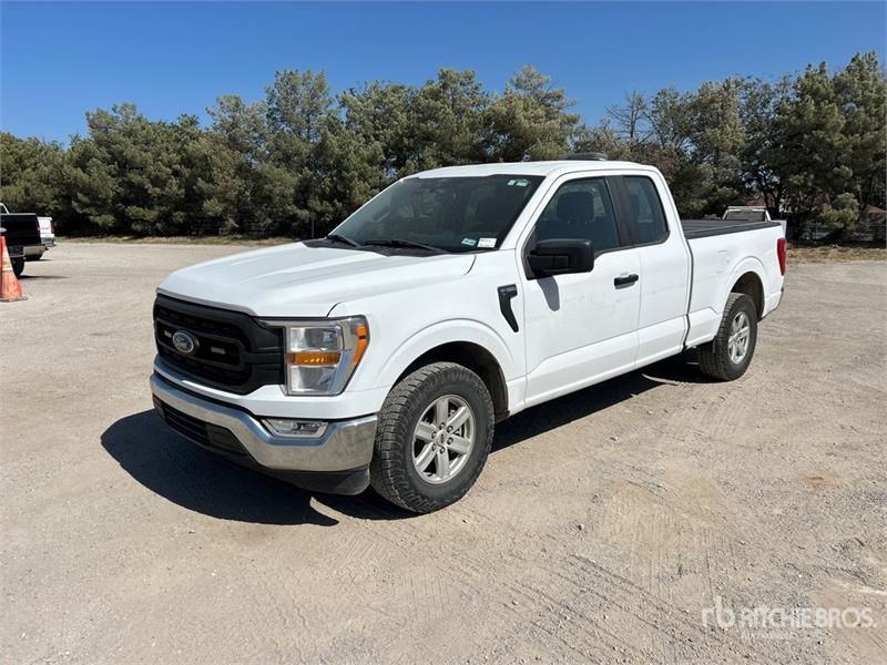 Fourgon utilitaire Ford F-150 4x2 Extended Cab Pickup — occasion 2021