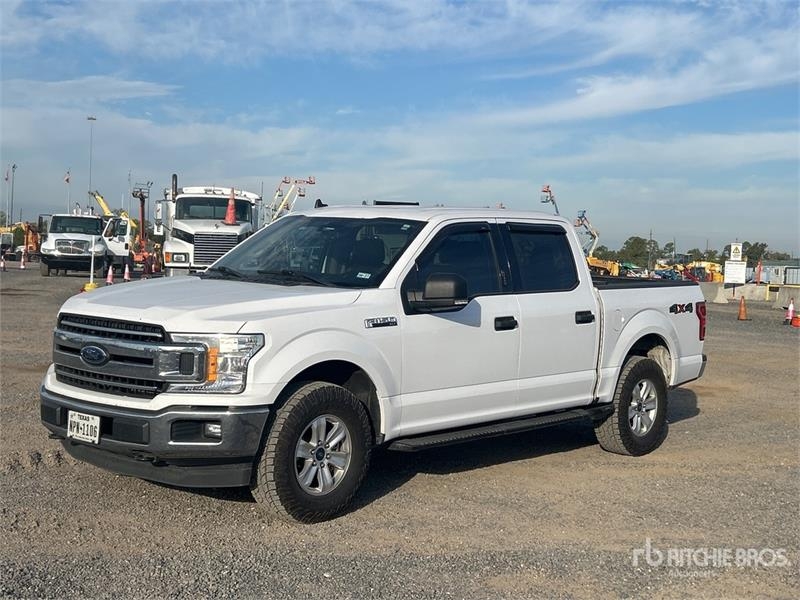 Fourgon utilitaire Ford F-150 XLT 4x4 Crew Cab Pickup — occasion 2020