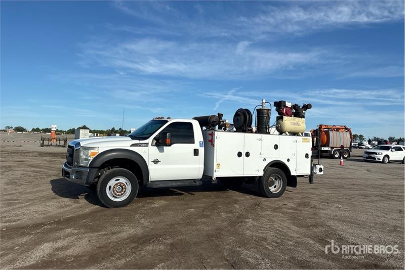 Ford F-550