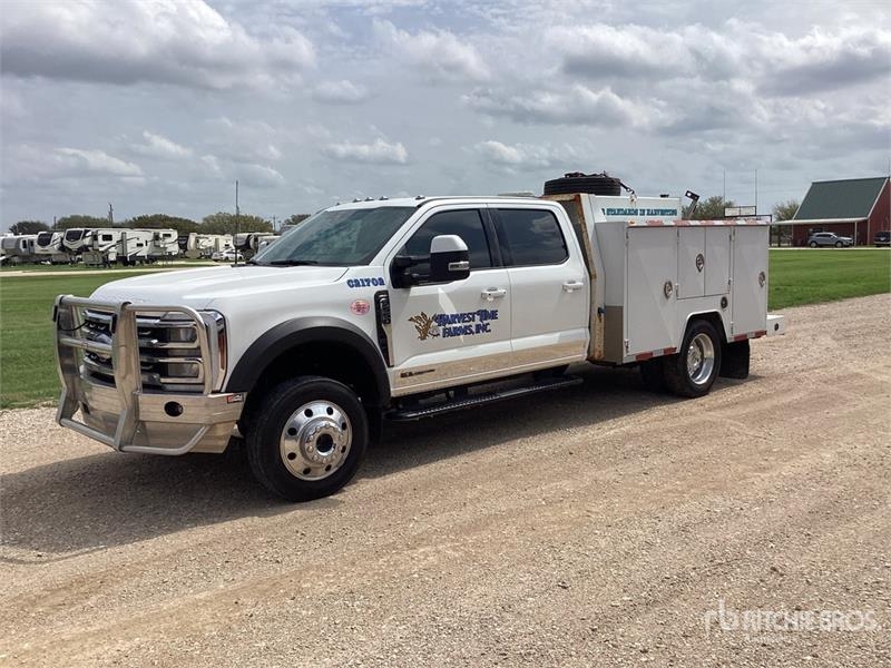 Camion municipal Ford F-550 — occasion 2025