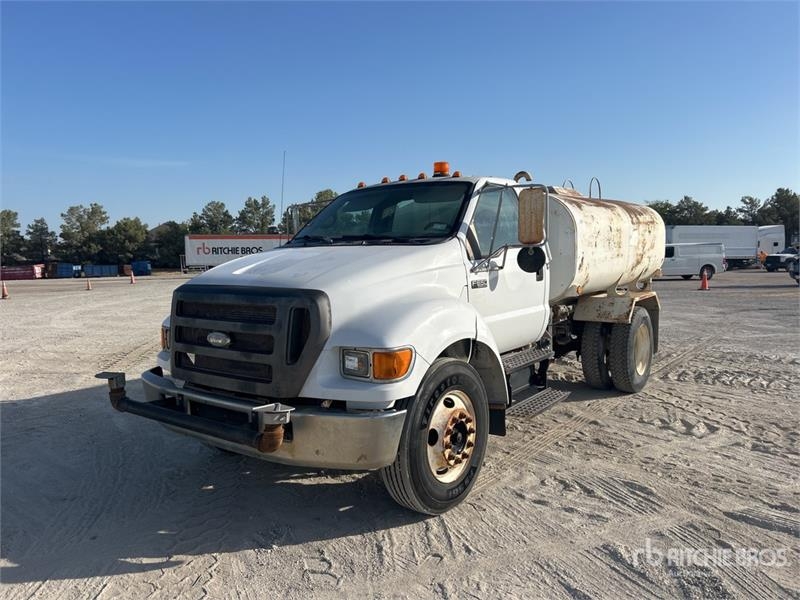 Ford F-650