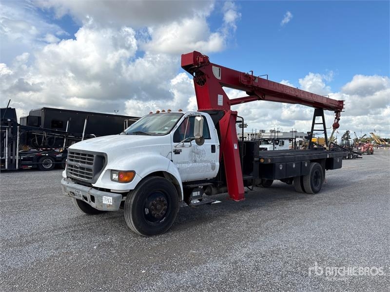 Ford F-750
