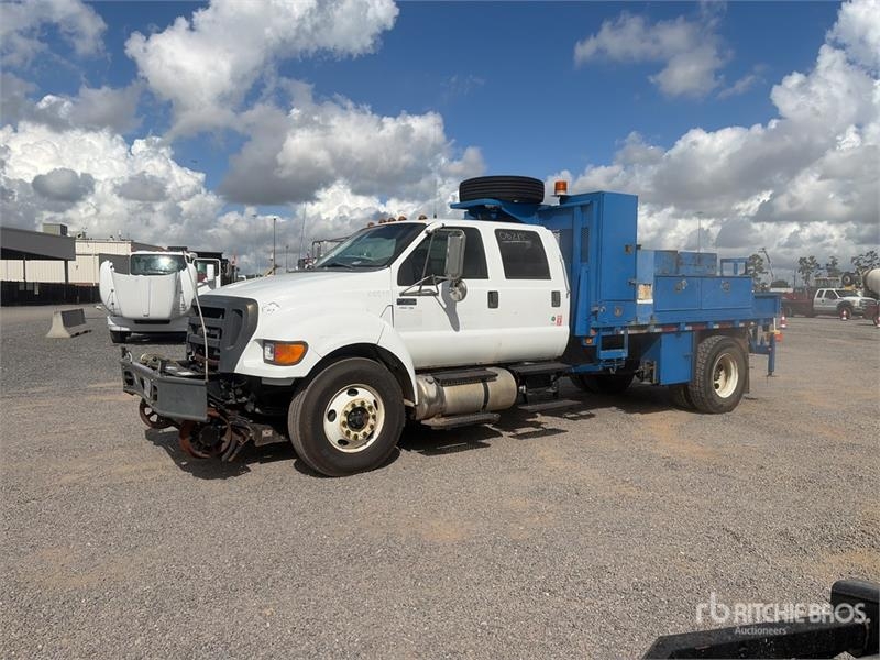 Ford F-750