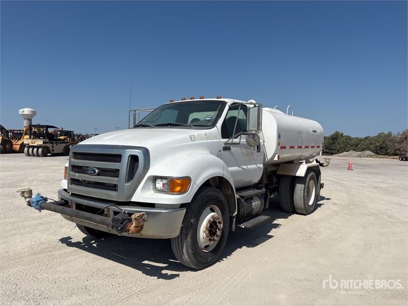 Ford F-750