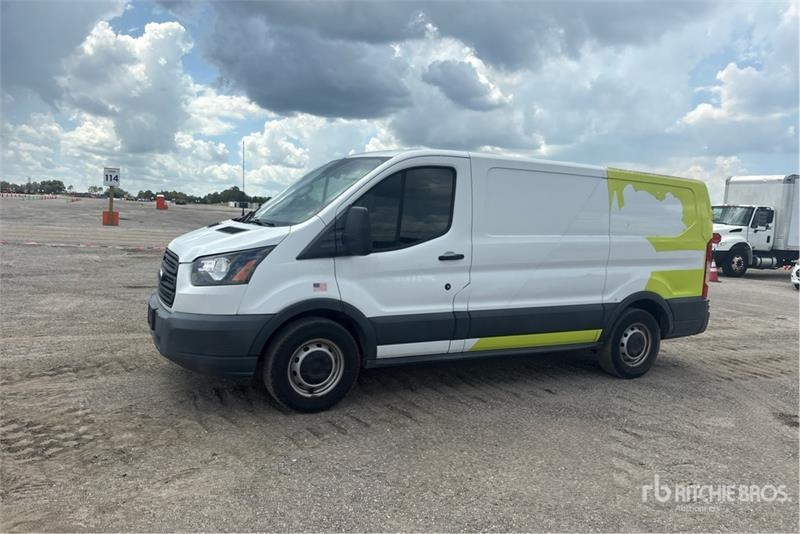 Ford Transit -150