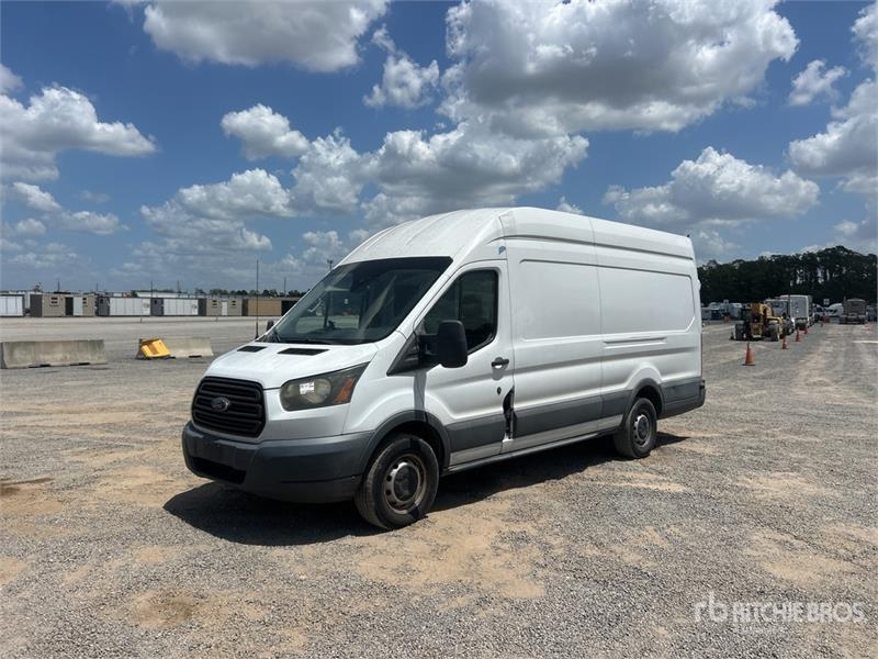 Ford Transit 250