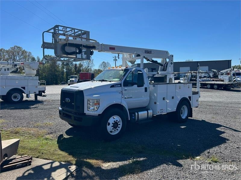 Camion nacelle Ford VTP40NE 35 ft on Ford F-750 4x2 Cable Placer Bucke — occasion 2019