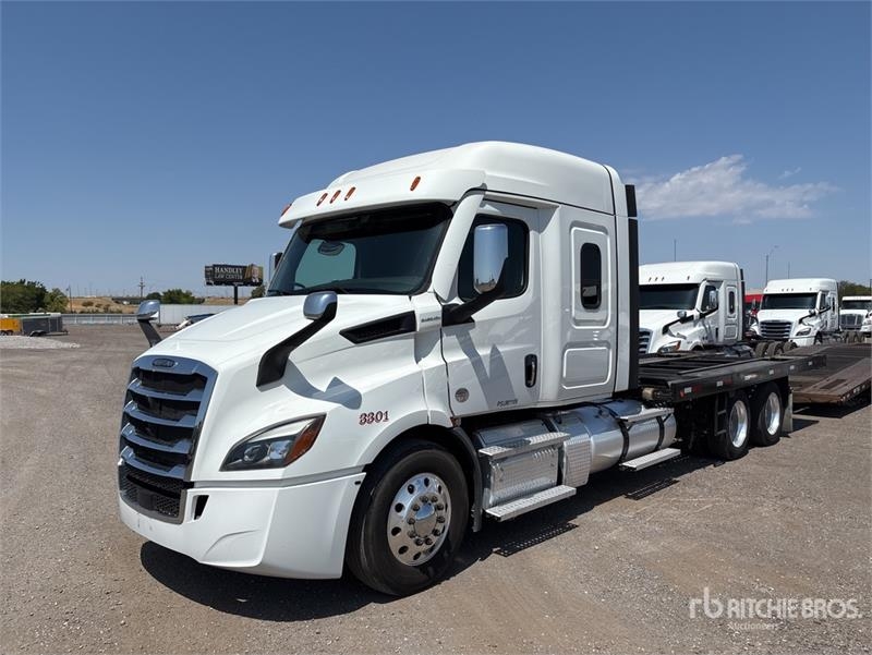 Freightliner Cascadia 116