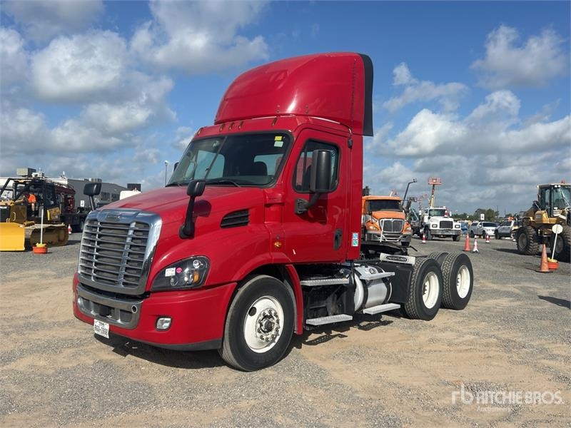 Freightliner Cascadia 113