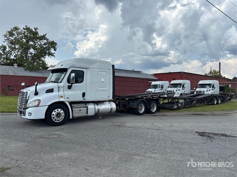 Freightliner Cascadia 113