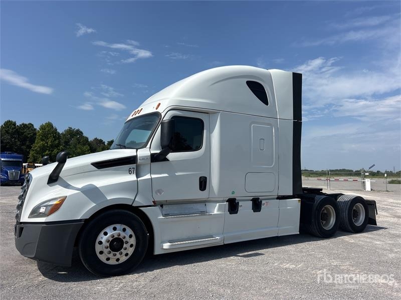 Tracteur routier Freightliner Cascadia 126 — occasion 2018