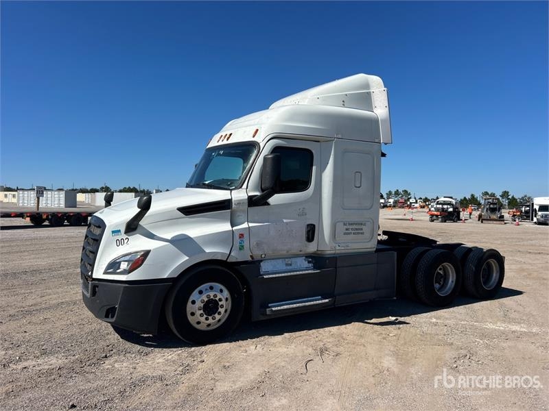 Tracteur routier Freightliner Cascadia 126 6x4 T/A Sleeper — occasion 2020
