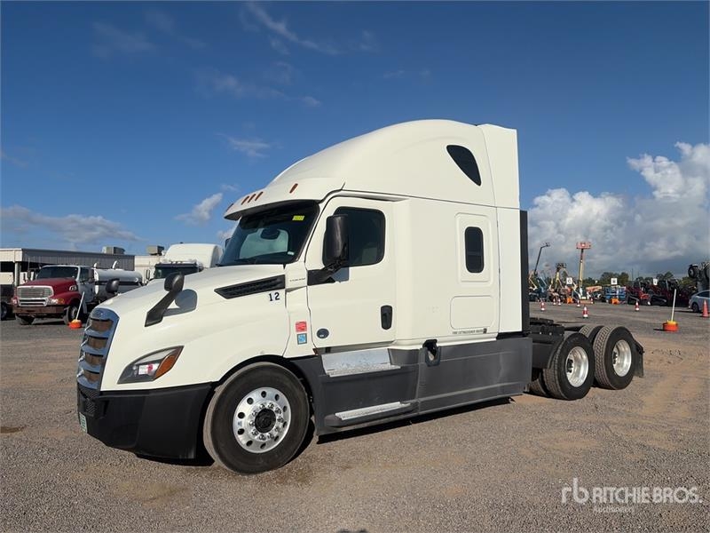 Freightliner Cascadia 126