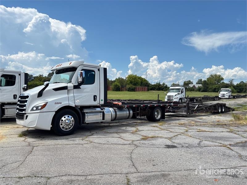 Freightliner Cascadia 116
