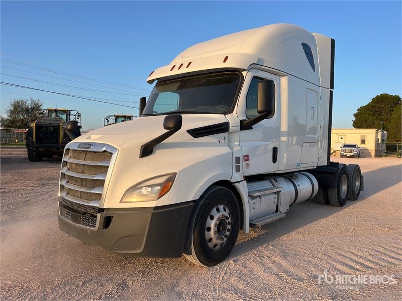 Freightliner Cascadia 126
