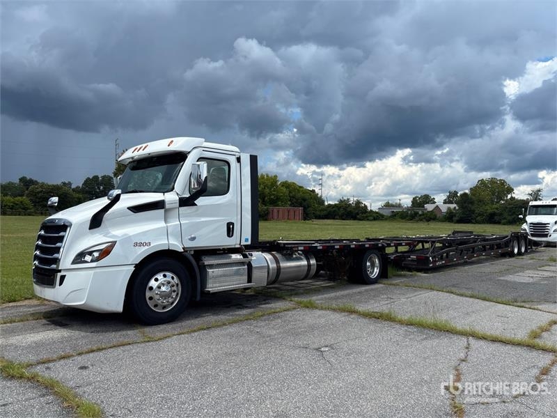 Freightliner Cascadia 116