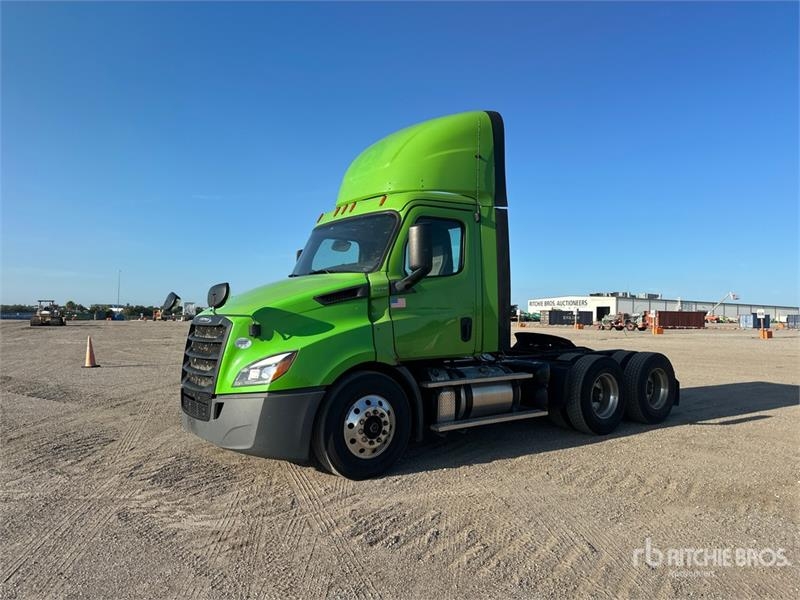 Freightliner Cascadia 116