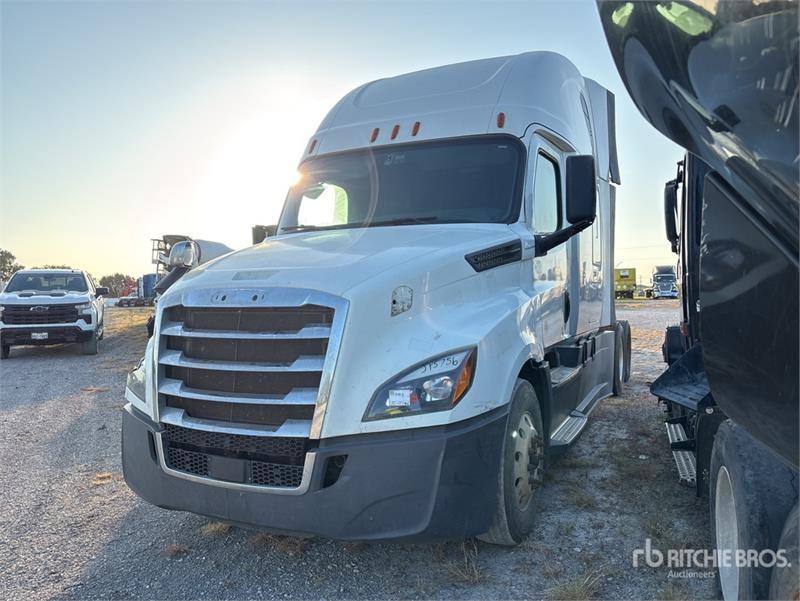 Freightliner Cascadia 126