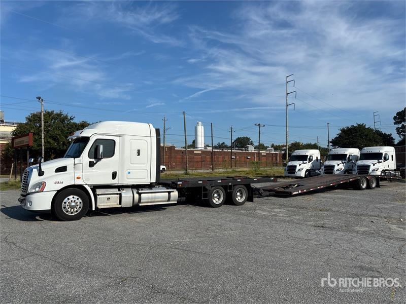 Freightliner Cascadia 113