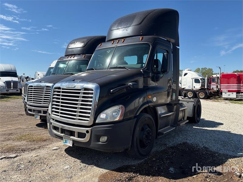 Tracteur routier Freightliner Cascadia 113 — occasion 2016