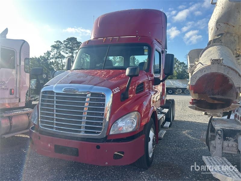 Freightliner Cascadia 113
