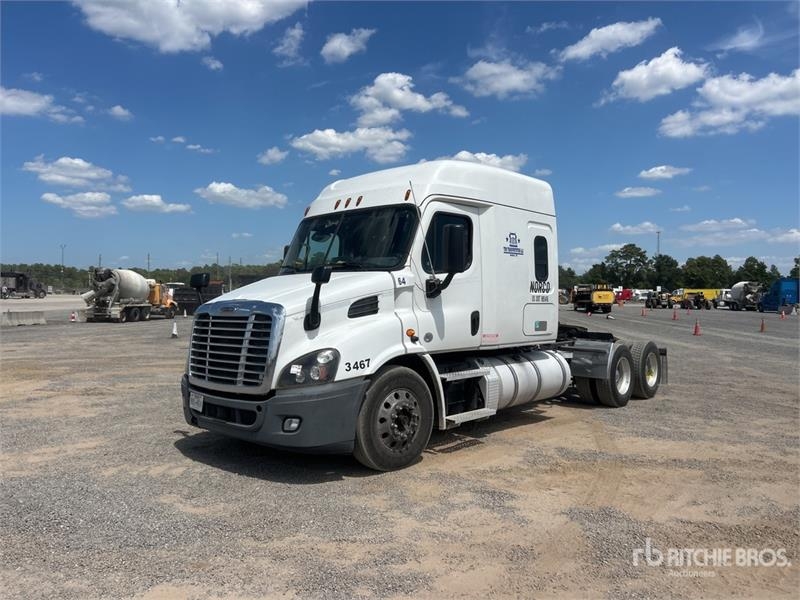 Freightliner Cascadia 113