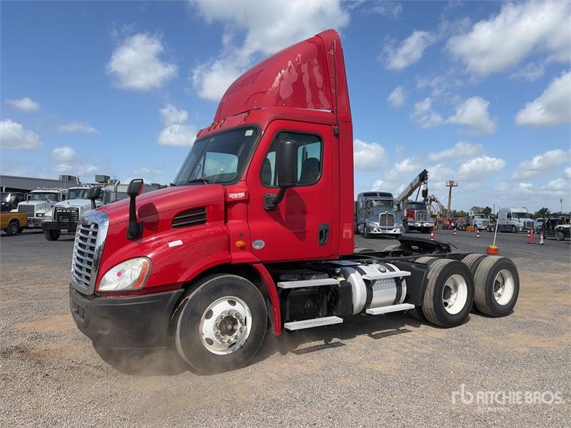 Freightliner Cascadia 113