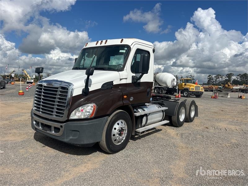 Freightliner Cascadia 113
