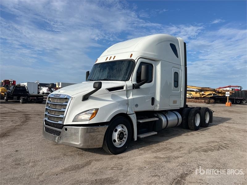Freightliner Cascadia 126