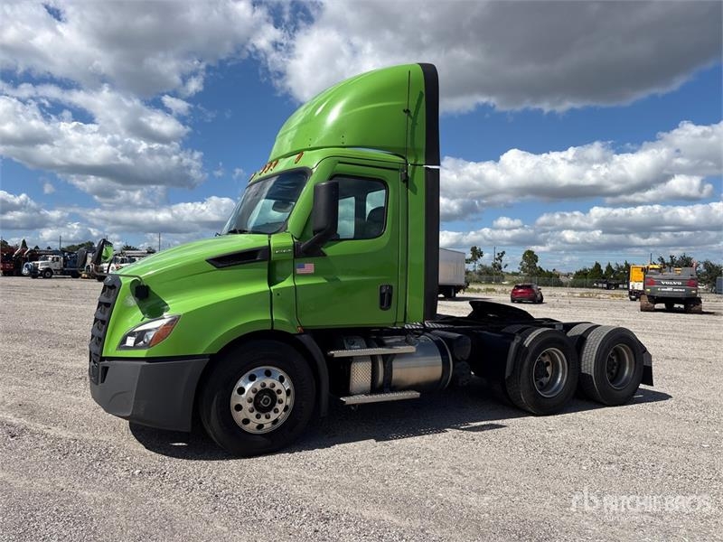 Tracteur routier Freightliner Cascadia 116 — occasion 2020