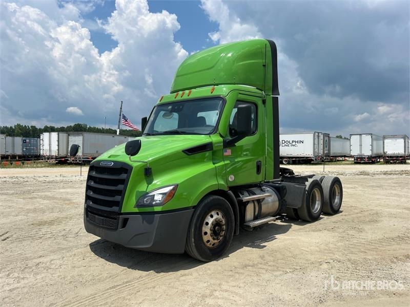 Freightliner Cascadia 116