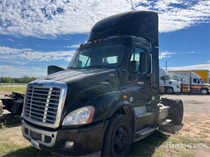 Tracteur routier Freightliner Cascadia 113 — occasion 2017