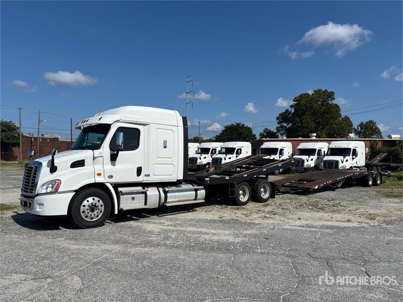 Freightliner Cascadia 113