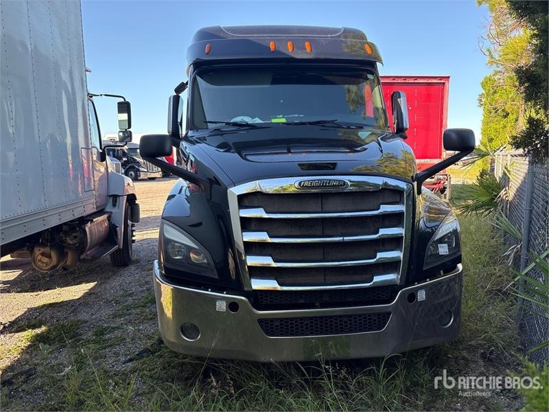 Tracteur routier Freightliner Cascadia 126 6x4 T/A Sleeper — occasion 2019