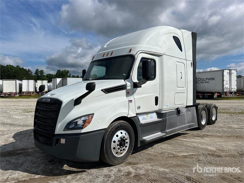 Freightliner Cascadia 126