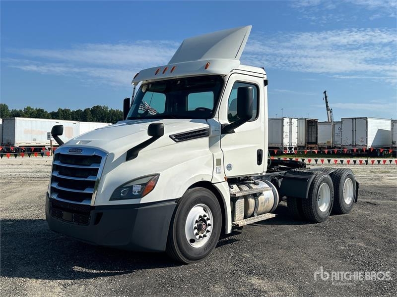 Freightliner Cascadia 126