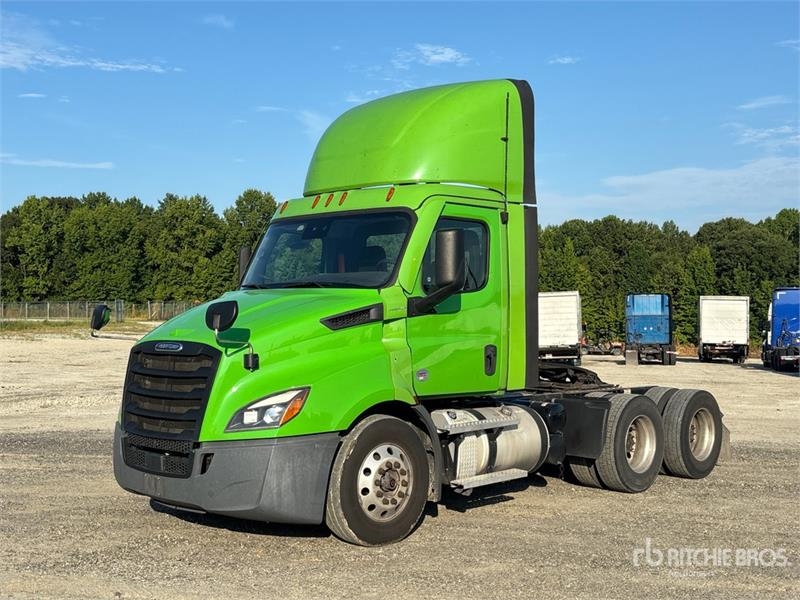 Freightliner Cascadia 116