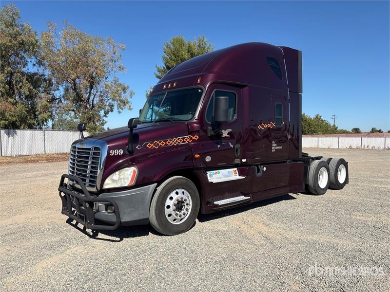 Tracteur routier Freightliner Cascadia 125 6x4 T/A Sleeper — occasion 2018