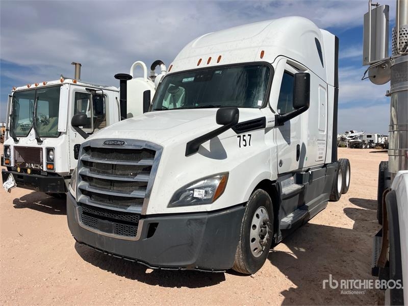 Tracteur routier Freightliner Cascadia 126 6x4 T/A Sleeper — occasion 2021
