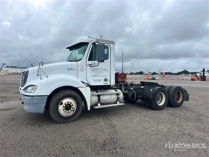 Tracteur routier Freightliner CL120 — occasion 2007