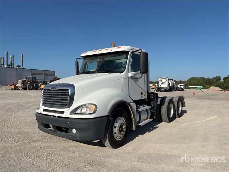 Freightliner Columbia 120