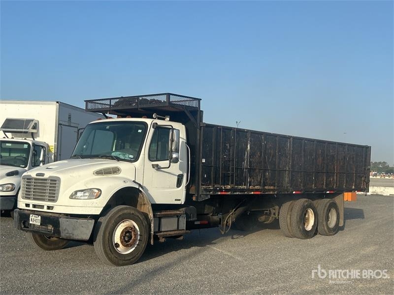 Freightliner M2 106