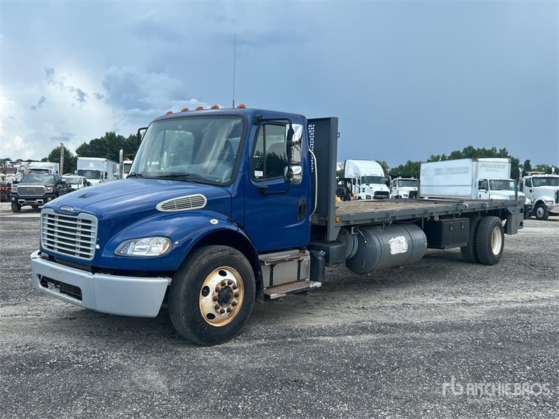 Freightliner M2 106