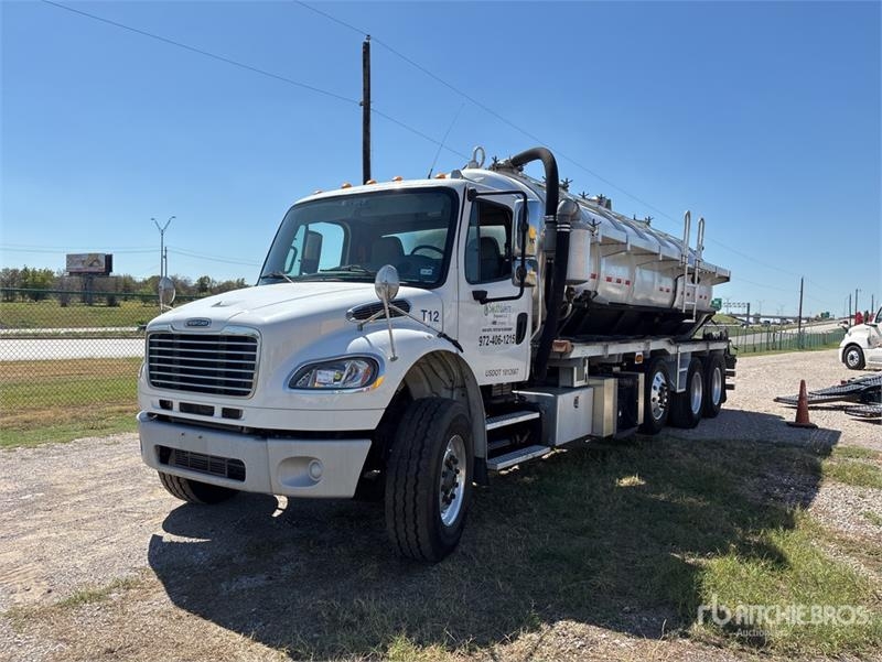 Hydrocureur Freightliner M2 106 — occasion 2015