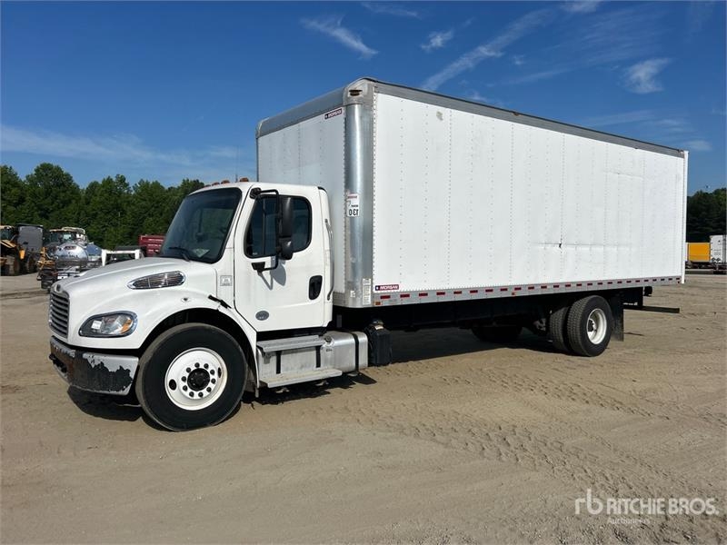 Freightliner M2106