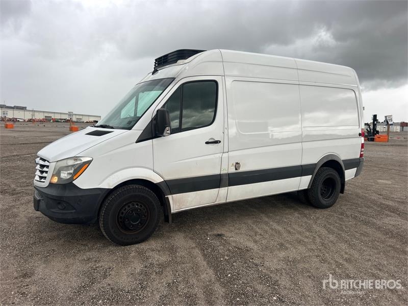 Fourgon utilitaire Freightliner Sprinter 3500 — occasion 2017