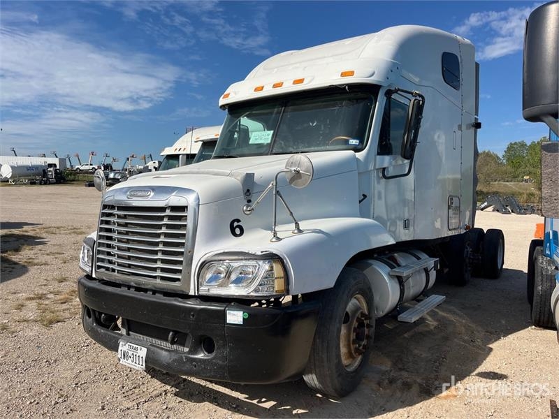Tracteur routier Freightliner ST120 6x4 T/A Sleeper (Inoperable) — occasion 2005
