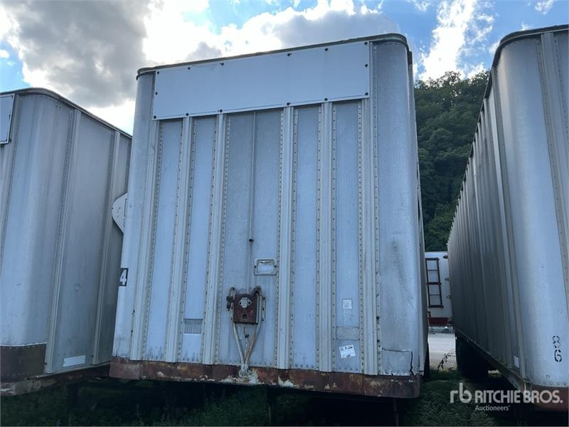 Fruehauf 40 ft Van Trailer