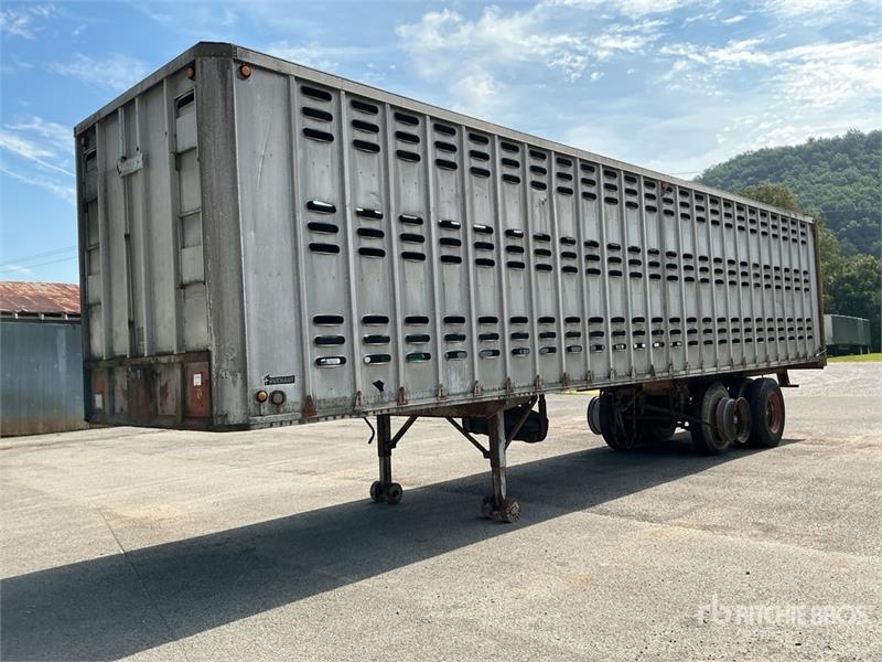 Remorque fourgon Fruehauf 40 ft Van — occasion 1964