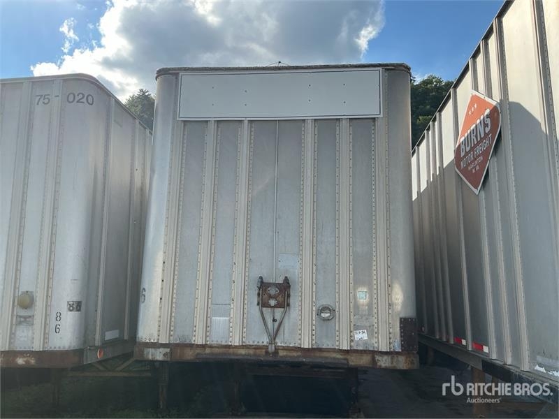Fruehauf 40 ft Van Trailer